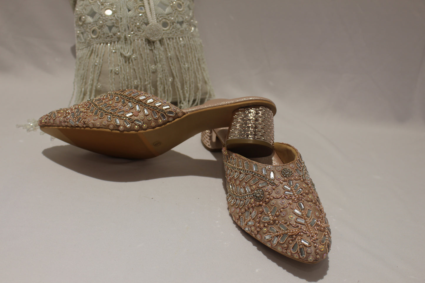 Classic Rose Gold Mojri
