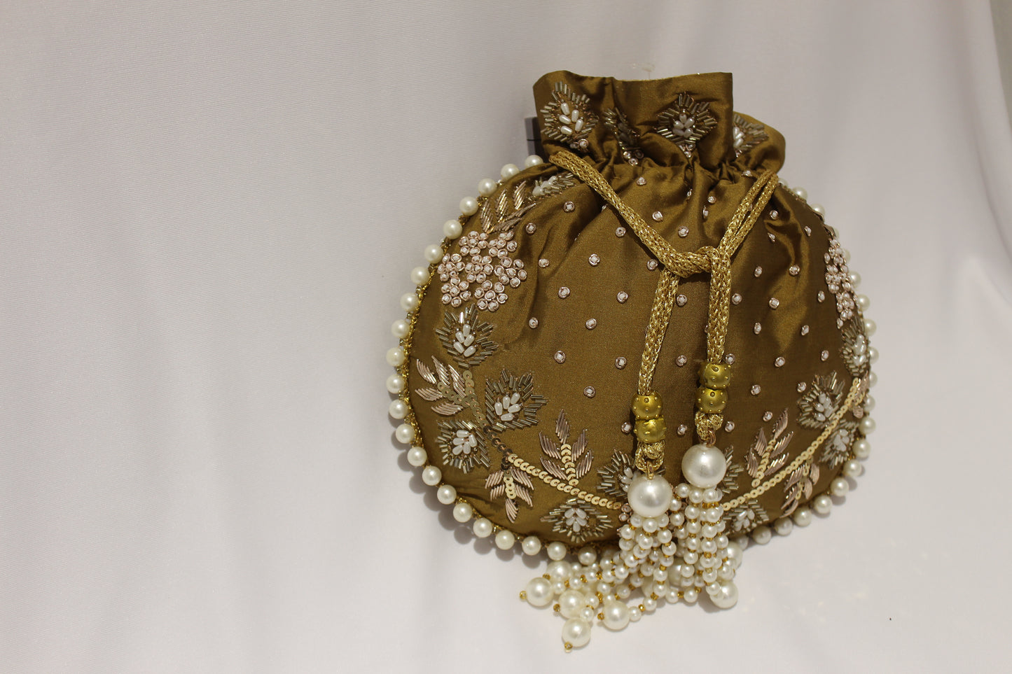 Zardosi work potli
