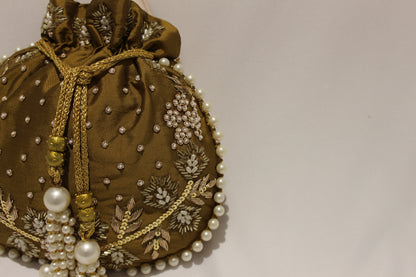 Zardosi work potli