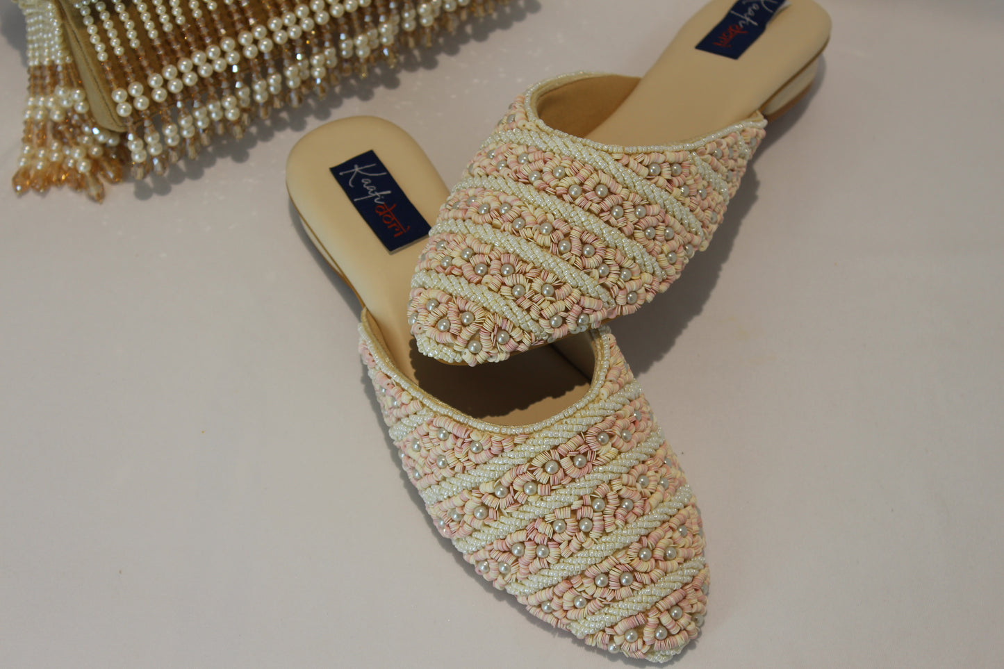 Pink And Beige mojri