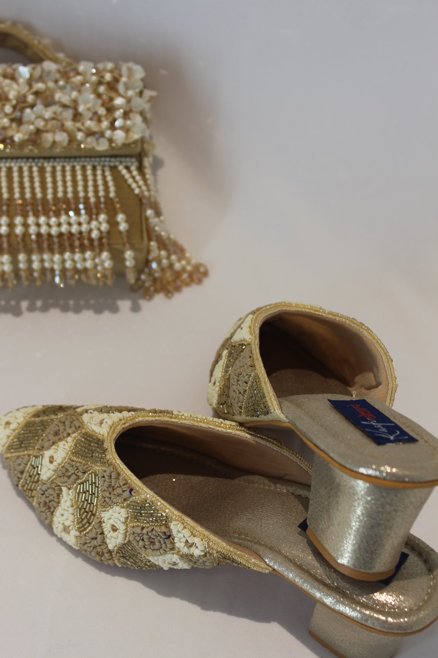 Gold Heel Mojri